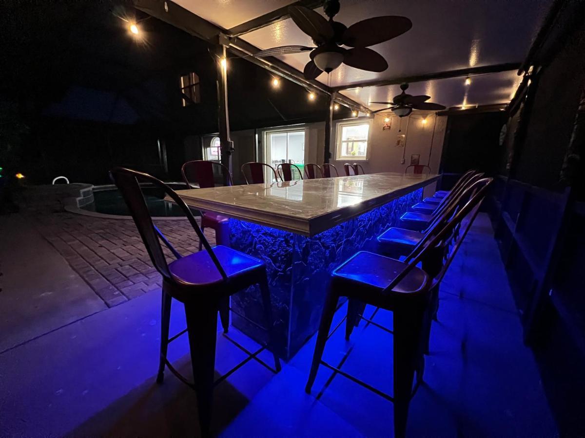 Вилла Poolside Cocoa Oasis W/ Tiki Bar! Frontenac Экстерьер фото