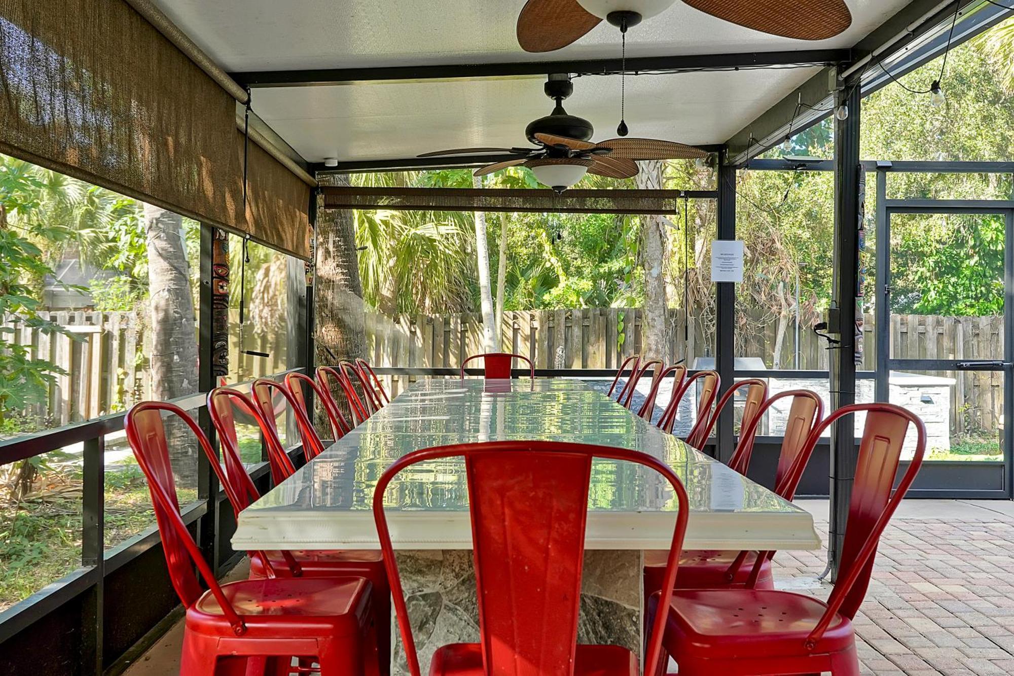 Вилла Poolside Cocoa Oasis W/ Tiki Bar! Frontenac Экстерьер фото