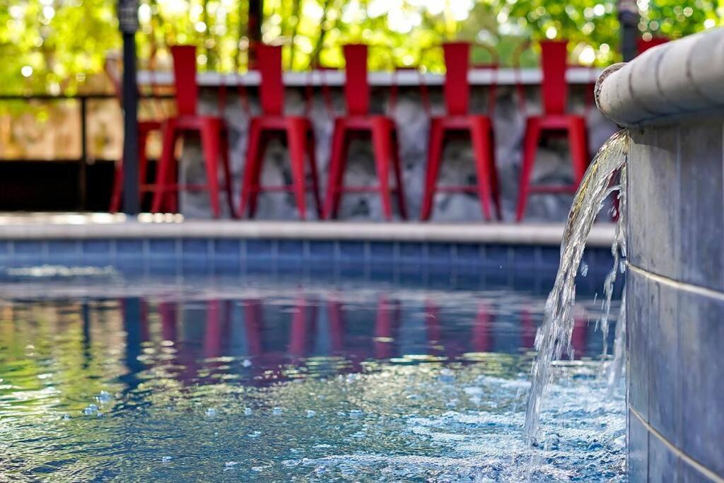 Вилла Poolside Cocoa Oasis W/ Tiki Bar! Frontenac Экстерьер фото